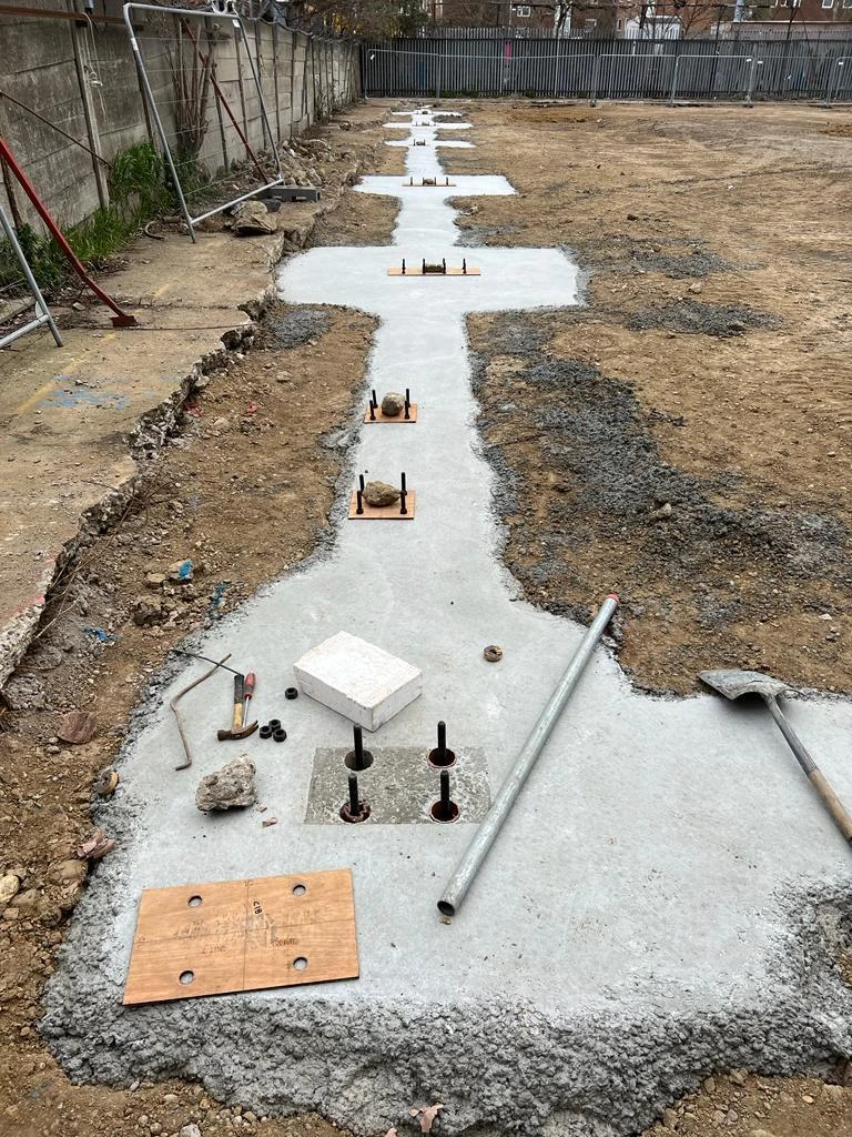 Foundation construction following bulk fill soil stabilisation